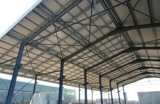 Capannone commerciale in vendita a Massa 20000 mq  Rif: 1068642