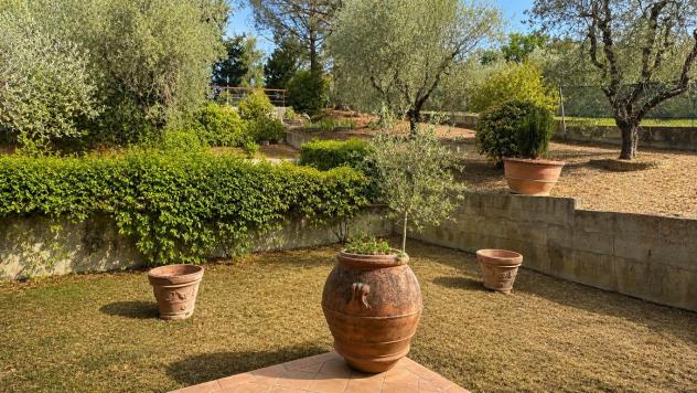 Villa indipendente con ampio giardino e taverna – Greve in Chianti (frazione Greti ) - Foto 9