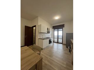RIF. 417 AFFITTO BREVE -DISPONIBILE DA GIUGNO A SETTEMBRE VILLAGG
