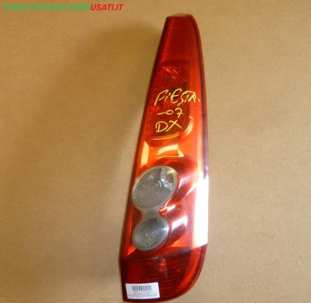 FANALE POST.D. FORD FIESTA (CBK)  Parti elettriche  Fanaleria  Fanali  Fanale post. sx. FORD - FIESTA - 01-01-2006 - 01-11-2008