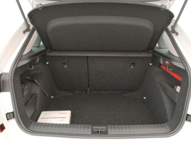 Škoda Kamiq 1.0 TSI Black Dots 85kW - Foto 9