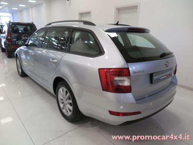 SKODA Octavia 1.6 TDI CR 110 CV 4x4 Wagon Ambition rif. 24205178 - Foto 6