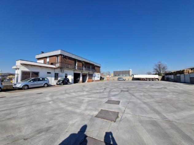 Immobile di 708 m² con più di 5 locali in vendita a Lainate - Foto 20