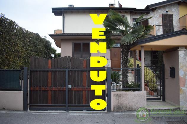 VILLA A SCHIERA di 4 vani e di 180 mq (POZZO D'ADDA - POZZO D' ADDA) rif. IGC VILLA POZZO