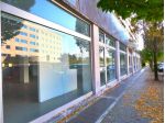 Ufficio open space con archivio