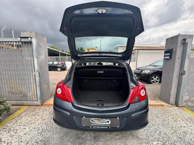 OPEL CORSA CAMBIO AUTOMATICO - Foto 7