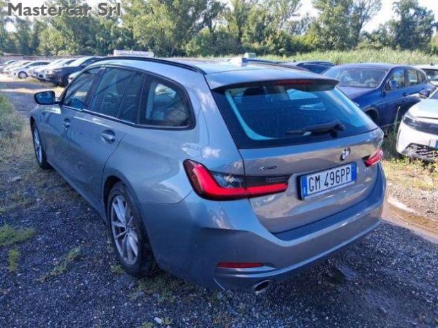 BMW 320 Serie 3 G21 2022 Touring 320d Touring mhev 48V xdr rif. 23960343 - Foto 4