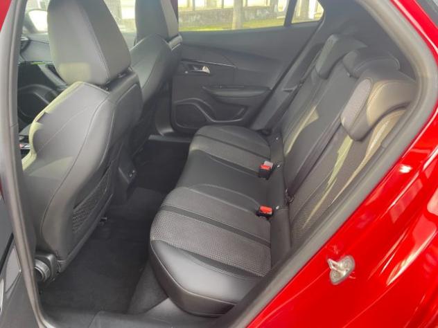 PEUGEOT 2008 BlueHDi 100 S&S GT Line rif. 23357036 - Foto 10