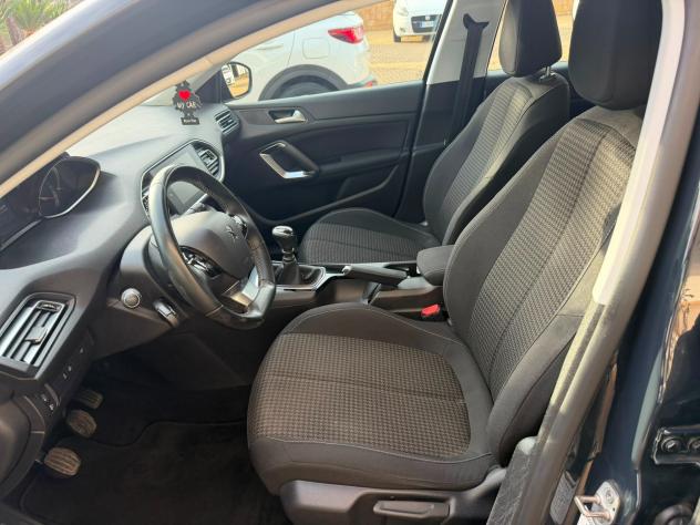 Peugeot 308 BlueHDi 100 S&S SW Business - Foto 5