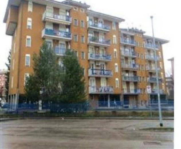 Immobile in asta di 121 m² con più di 5 locali e box auto in vendita a Paderno Dugnano - Foto 2