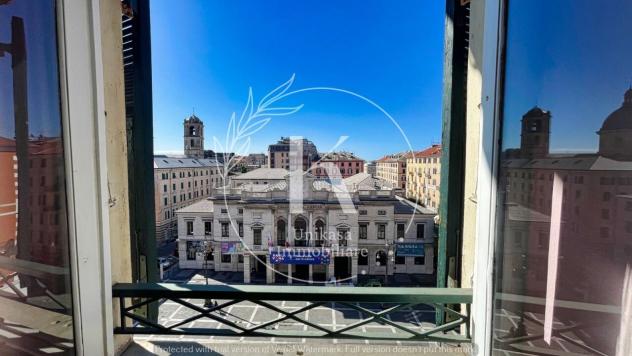 Pentalocale in vendita a Savona