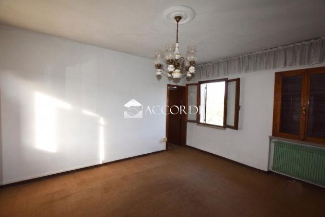CASA INDIPENDENTE di 7 vani e di 196 mq (PAESE) rif. SW36_4 - Foto 5