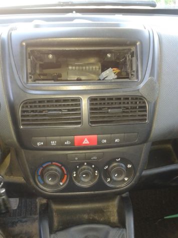 Fiat Doblo 1.4 T-Jet Nat.Pow. PC-TN Lamierato SX - Foto 8