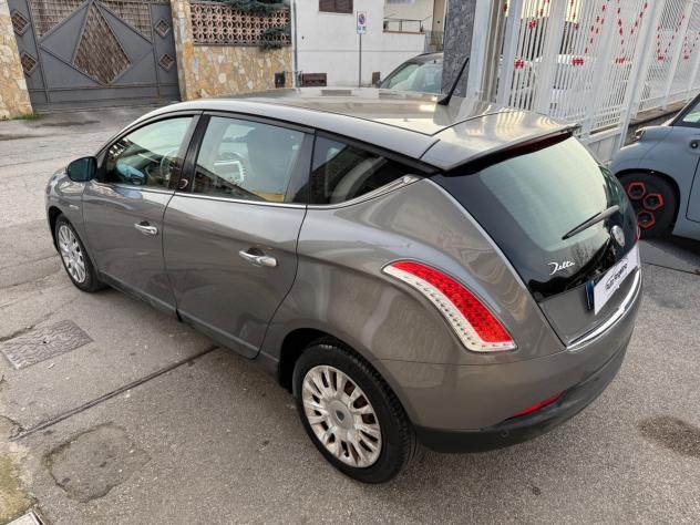 Lancia Delta 1.6 MJT DPF Argento - Foto 4