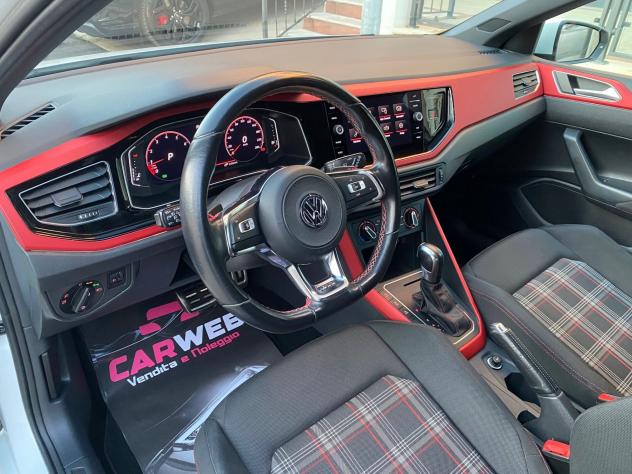 VOLKSWAGEN POLO TSI GTI 200CV TETTO APRIBILE - Foto 10