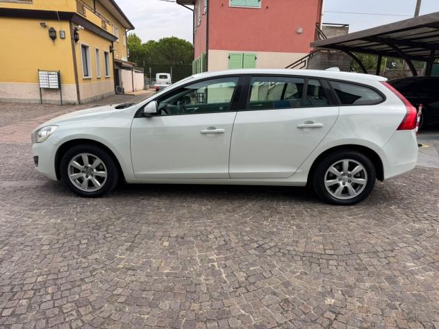 Volvo V60 D3 Kinetic - Foto 3