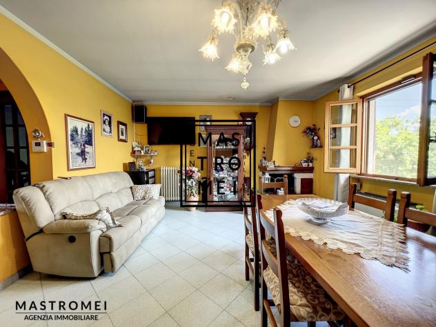 VILLA di 11 vani e di 300 mq (ALTOPASCIO) rif. 3442 - Foto 20