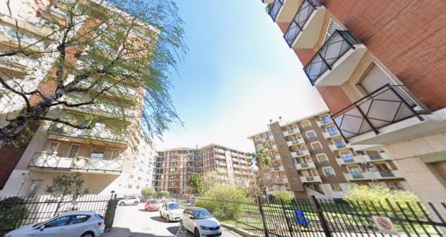 Bilocale 50MQ con balcone Milano nord vicino Bicocca M5