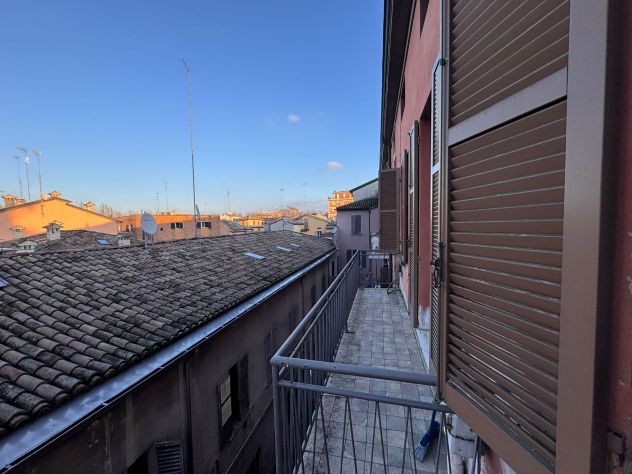 MONOLOCALE CON BALCONE - Foto 6