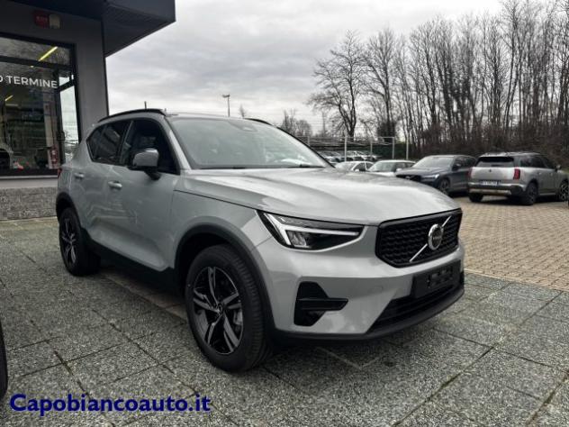 VOLVO XC40 B3 automatico Plus Dark KM0 rif. 23211339 - Foto 3