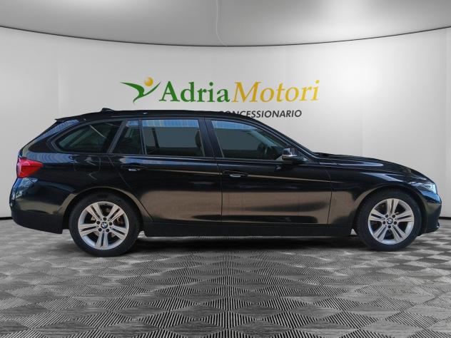 BMW Serie 3 320d Business Advantage Autom. - Foto 6