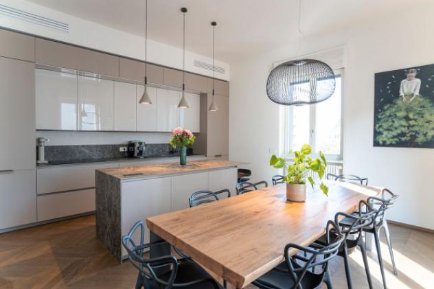 Appartamento di 148 m² con più di 5 locali e box auto in vendita a Milano - Foto 14
