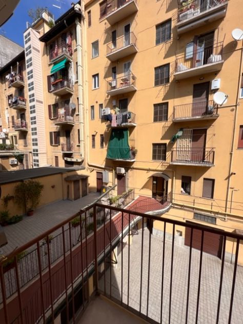 BILOCALE ISOLA/GARIBALDI - Foto 10