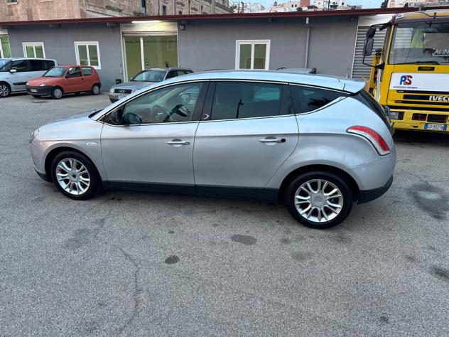 Lancia Delta 1.6 MJT DPF Selectronic Platino - Foto 7
