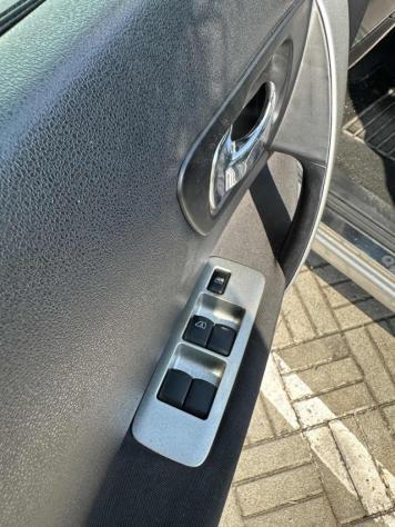 NISSAN Qashqai 1.6 16V Acenta rif. 24013013 - Foto 5