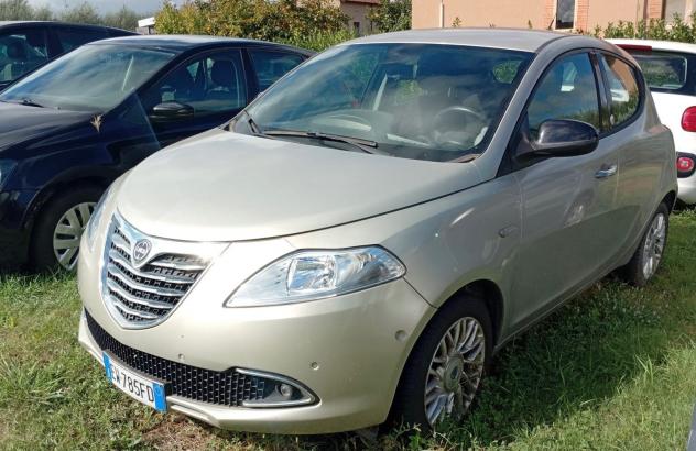 Lancia Ypsilon 1.2 69 CV 5 porte GPL Ecochic Gold - Foto 2