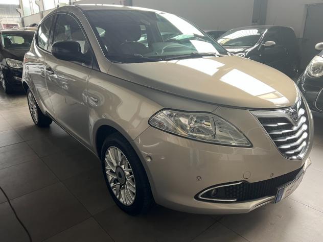 Lancia Ypsilon 1.2 69 CV 5 porte Gold - Foto 3