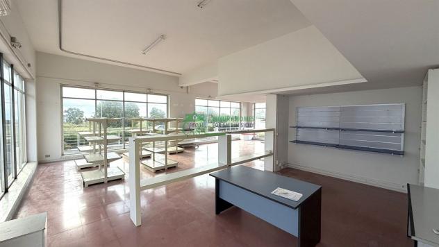 Rif. 9926 - Capannone commerciale in locazione "zona Masserie" - Foto 5