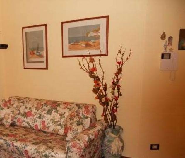 V002000 - VENDO APPARTAMENTO A 500 M DAL MARE - Foto 2