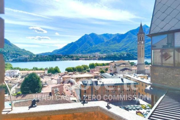 Attico / Mansarda di 140 m² con 3 locali in vendita a Lecco - Foto 4