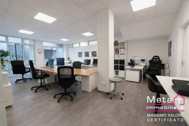 LABORATORIO/UFFICIO DI 193 M² CON DOPPIO INGRESSO - Foto 8