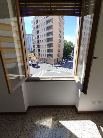 AFFITTASI AMPIA STANZA SINGOLA con letto matrimoniale– SESTO SAN GIOVANNI CENTRO - Foto 5
