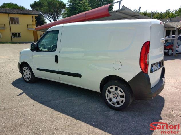 FIAT - Doblò - 1.4 T-Jet Natural Power Pop - Foto 4