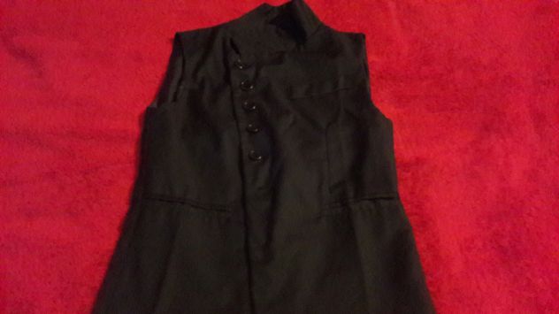 Gilet nero irregolare Tg M - NUOVO