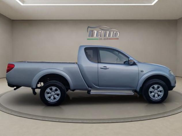 MITSUBISHI L200 2.5 DI-D/136CV Club Cab Invite DPF rif. 24077570 - Foto 6