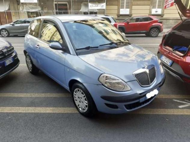 Lancia Ypsilon 1.2 - Foto 3