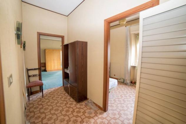 Vendita Casa singola da 238 mq in Via XXV Aprile con giardino - Foto 6