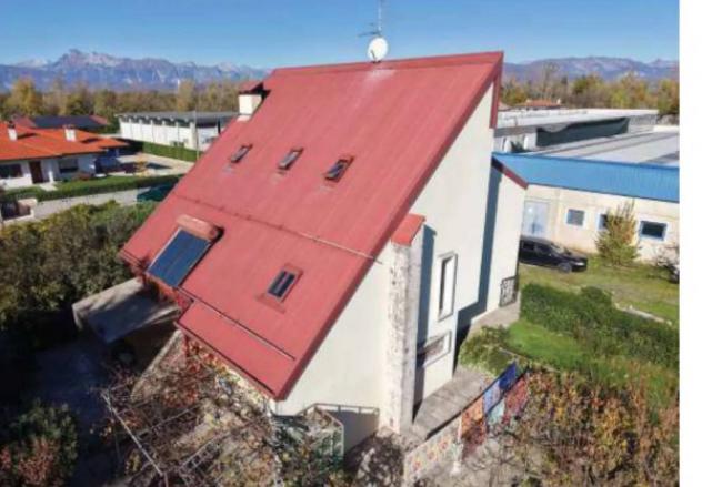 Immobile in asta di 280 m² con più di 5 locali e box auto in vendita a Spilimbergo - Foto 5