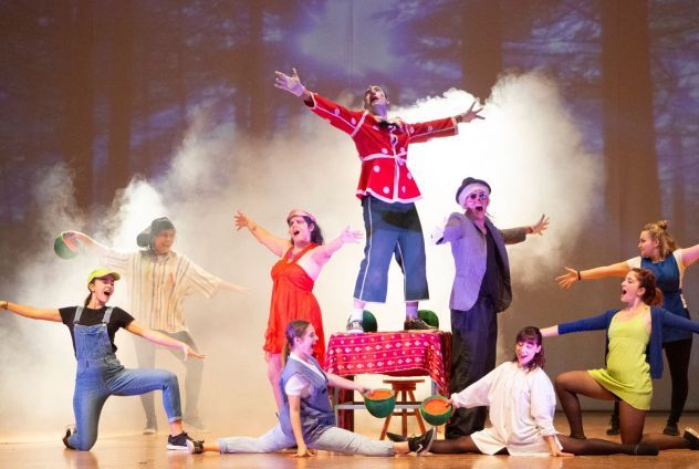 Coreografe/i, Cantanti, Maghe/i e Cabarettiste/i per Villaggi in Italia - Foto 4