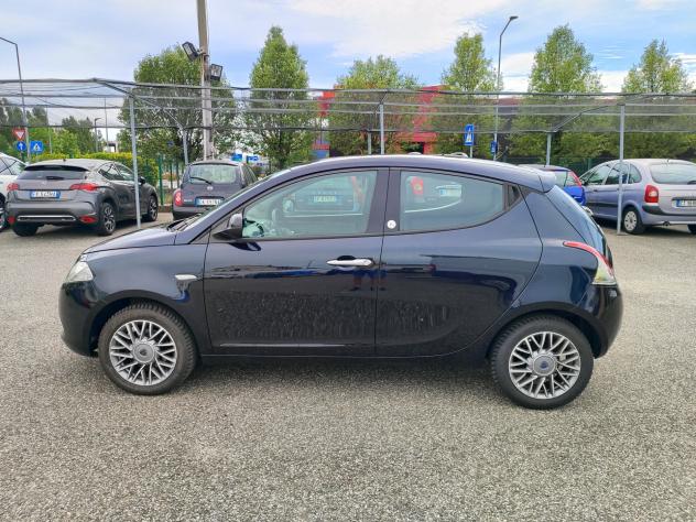 Lancia Ypsilon 1.2 69 CV 5 porte GPL Ecochic Silver - Foto 3