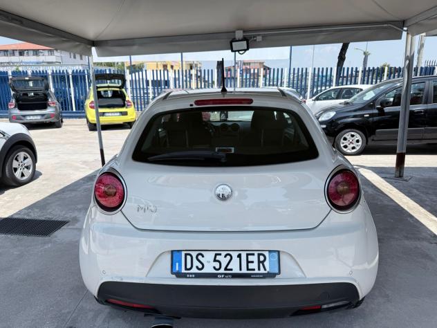 Alfa Romeo MiTo 1.6 JTDm 16V Distinctive Sport Pack - Foto 4