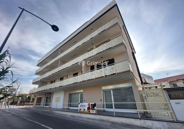 2 Vetrine in vendita a Acerra