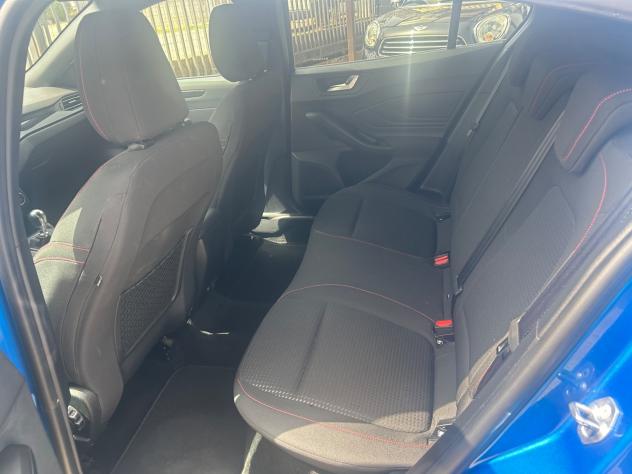 Ford Focus 1.0 EcoBoost 125 CV 5p. ST-Line - Foto 9