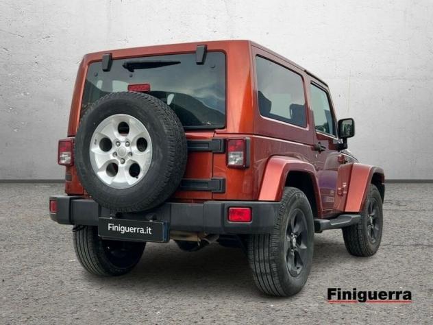 Jeep Wrangler 2.8 CRD DPF Sahara Auto - Foto 4