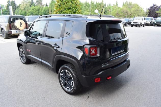 Jeep Renegade 2.0 Mjt 170CV 4WD Active Drive Low Trailhawk - Foto 6