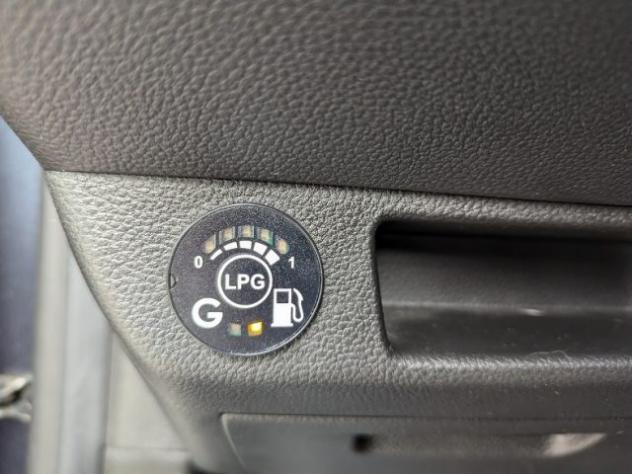 RENAULT Clio TCe 100 CV GPL 5 porte rif. 23999487 - Foto 9